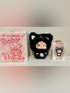 Baby Three Mini Hug Black Cat